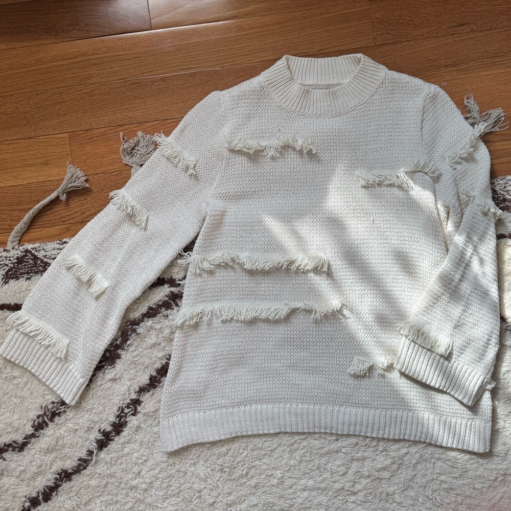 Loft cream sweater with fringe
